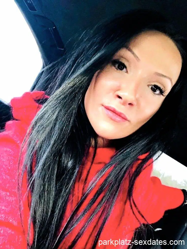 Autobahnsex im Saarland von abenteuerlustiger Frau gesucht Autobahnsex im Saarland von Frau gesucht