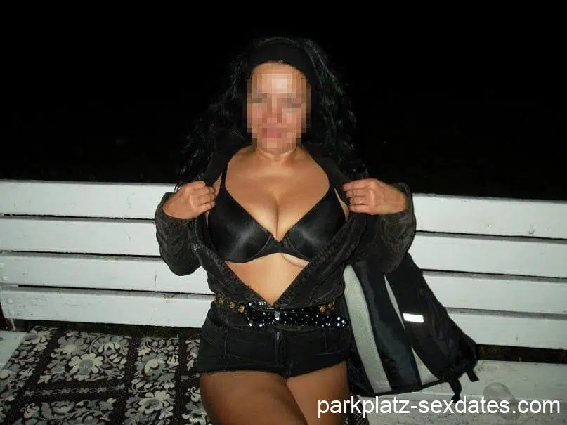 Flotter Parkplatzfick an der A 38 von älterer Dame gesucht parkplatzfick a 38 suedharz