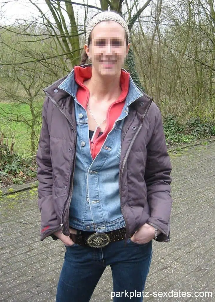Suche spontane Männer für schnellen Parkplatzsex in NRW parkplatzsex nrw frau