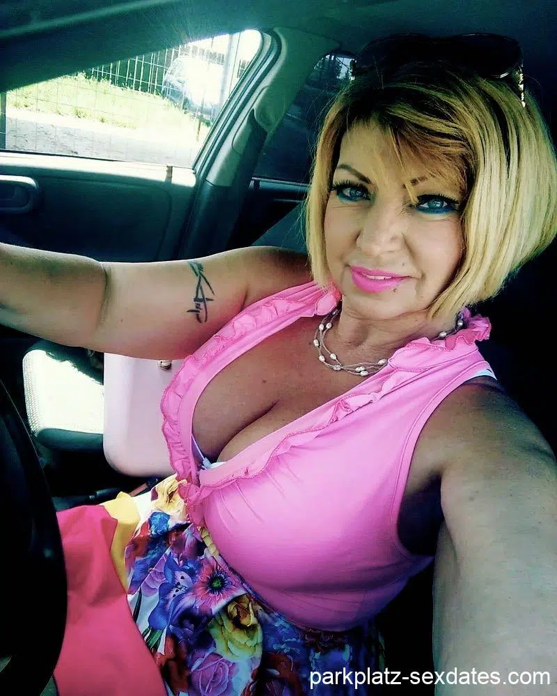 Private Parkplatz MILF für AO Fickdates in Niedersachsen Private Parkplatz MILF AO Fickdates