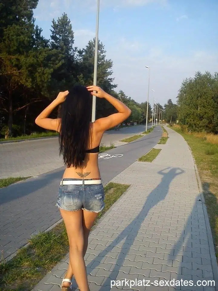 Suche Sex im Auto an der A13 oder A15 auf Parkplätzen sie sucht autosex ad spreewald